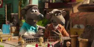 -Stay strong.
-[breathing shakily] - Chicken Run: Dawn of the Nugget