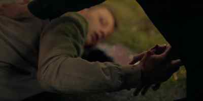 Stay with me, please. - Motherland: Fort Salem