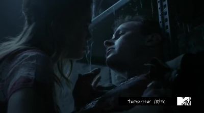 Stay with me. - Teen Wolf