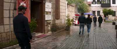 Stay within 50 meters. - Operation Fortune: Ruse de Guerre