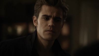 - Stefan?
- Elena. - The Vampire Diaries