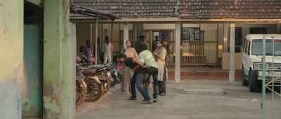 Step back! Vadivelu, stop it! - Chithha