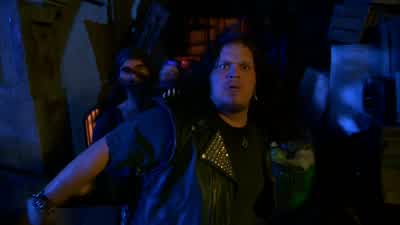 Step right up here, don't be shy! - The Mask