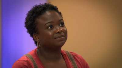 Stephenie's super nervous.
I can feel her energy, - Secret Chef