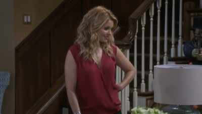Steve asked me out and if
I'm not ready to date my first love, - Fuller House