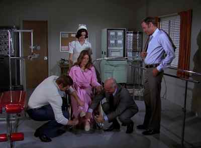 Steve, I wanna see my legs. - The Six Million Dollar Man