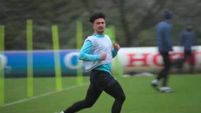 [Steve] In terms of fly-half, - Six Nations: Full Contact