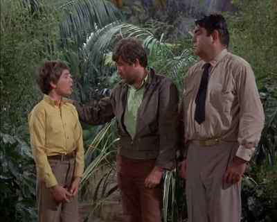 [ Steve ]
It's going.
[ Mark ] It's coming. - Land of the Giants