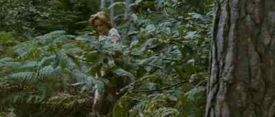 - Steve!
- Jenny... - Eden Lake