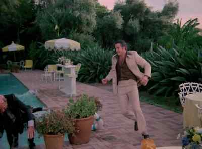 Steve! Look out! - The Six Million Dollar Man