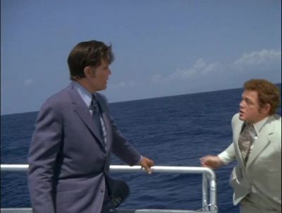 STEVE, THEY'RE
GOING TO KILL LIN. - Hawaii Five-0