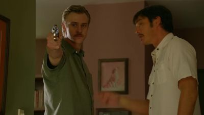 [Steve] When I started, a one-kilo
grass bust was cause for celebration. - Narcos