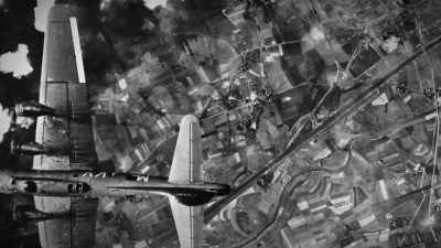 [Steven]
No fighter plane - Mysteries of the Abandoned