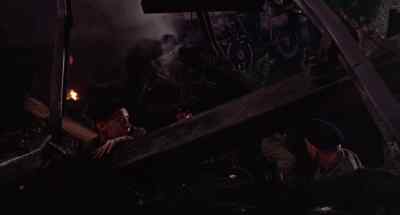 - Stevens, get 'em in! Get 'em in!
- Shut up! Listen! - The Virgin Soldiers