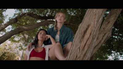 ♪ Still I find I'm sad ♪ - Castaways