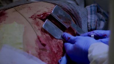- Still no pulse. - Chicago Med