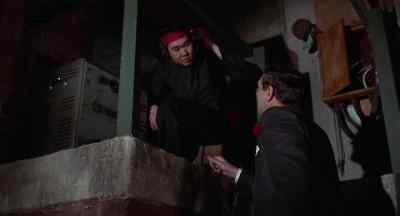 - Still no sound?
- No, nothing. - The Brides of Fu Manchu