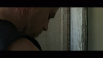 Stinger. - Jupiter Ascending