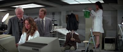 Stinging in the rain That's not funny 007 - For Your Eyes Only