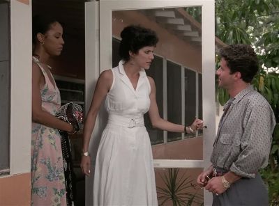 Stone? Hey, man. - Miami Vice