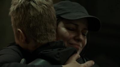 STONE ROOM'S THIS WAY. - The 100