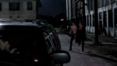 Stop! FBI! - The Following