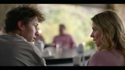 Stop flirting with
my future boss's daughter. - ¿Quieres ser mi hijo?
