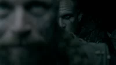 Stop! Halt! Turn right! - Vikings