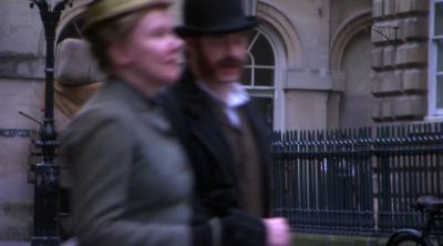Stop him! - Murdoch Mysteries
