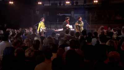 Stop! Home! Home! - National Theatre Live: Julius Caesar