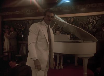 Stop! l absolutely insist
you stop this pugilistic display! - Magnum, P.I.