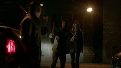 Stop right there. - The Vampire Diaries