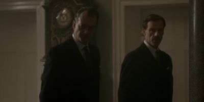 Stop. - The Crown