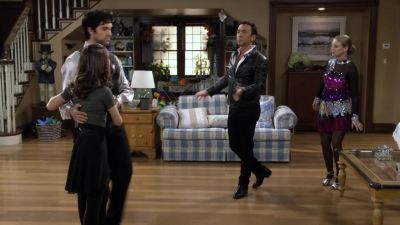 Stop! - Fuller House