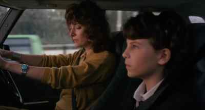 Stop!
Stop it! - Paperhouse