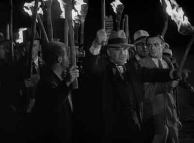 Stop!
Stop, men. - Frankenstein