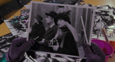 Stop the press Who is that - Batman
