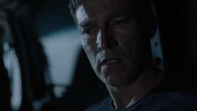 Stop the van. - The Gifted
