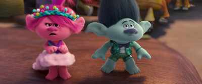 Stop the wedding! - Trolls Band Together