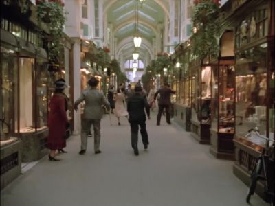 - Stop, thief! - Agatha Christie's Poirot