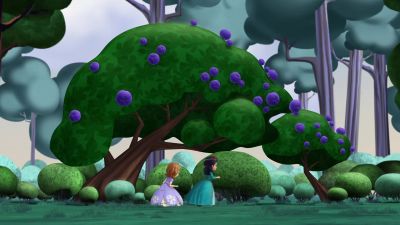 Stop. Up here, hurry! - Sofia the First