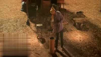 - Stop!
- We are alive down here! - Mission Raniganj