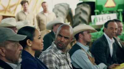 - Stop! You can't afford that.
- Charley, that's too much. - Queen Sugar
