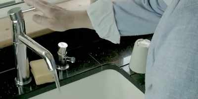 [STOPPED UP RIGHT AROUND THE CORNER] - Hatton Garden: The Heist