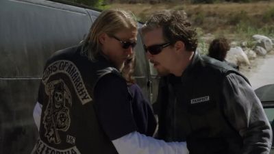 - Straight to the garage, okay?
- Absolutely. - Sons of Anarchy