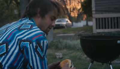 [straining] - Minding the Gap