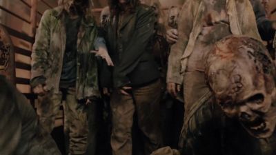 Strand, we've got a problem. - Fear the Walking Dead