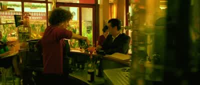 - Strange weather today.- What's so funny? - Amélie