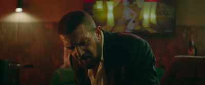 - Stray, tell this, eh... - The Enforcer
