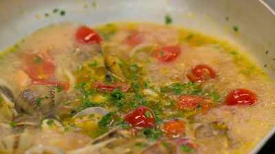 Street food referencing
a long and varied history. - Write Around the World with Richard E Grant